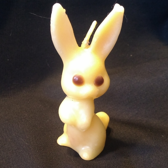 Vintage Bunny Rabbit Candle - Picture 2 of 7